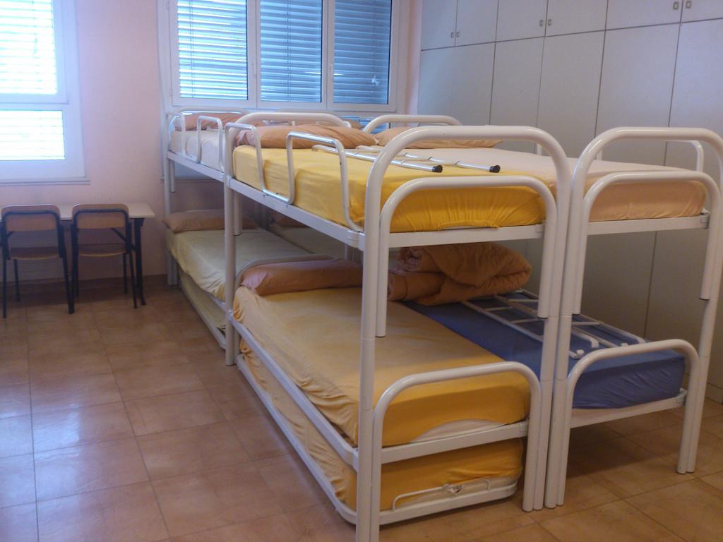 Hebergement Du Pod La Chaux De Fonds Kamer foto